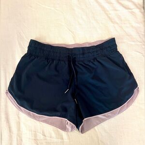 Lululemon shorts size 8